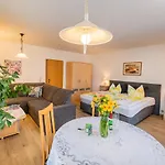 ゲストハウス Gaestehaus Regina 4*