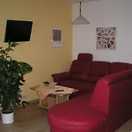 Gaestehaus Regina Pensión 4*