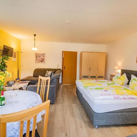 Gaestehaus Regina Affittacamere 4*