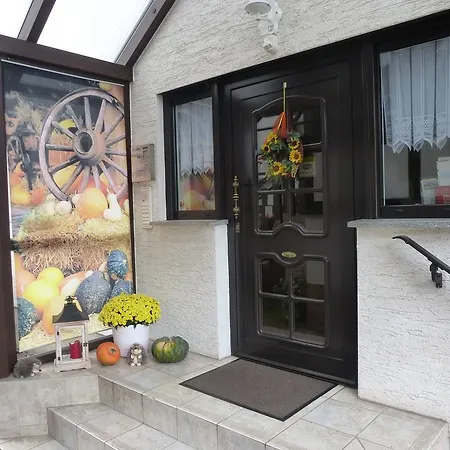 Konukevi Gaestehaus Regina Ruhla
