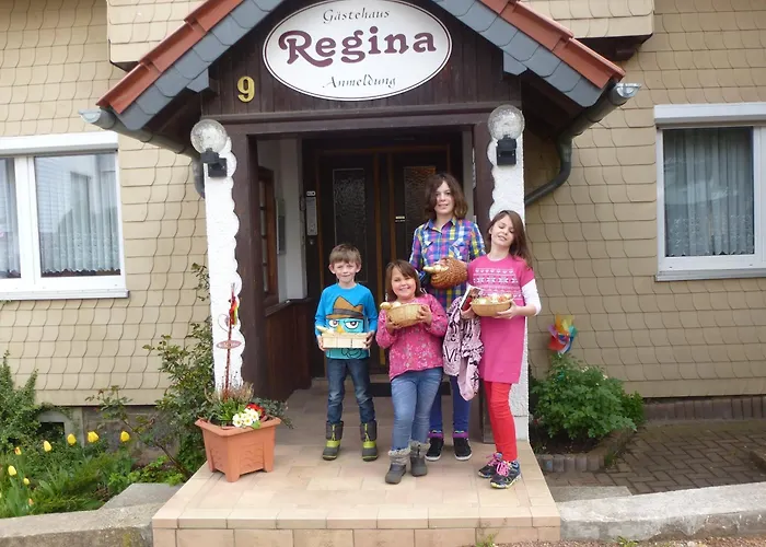 Gaestehaus Regina ゲストハウス 4*