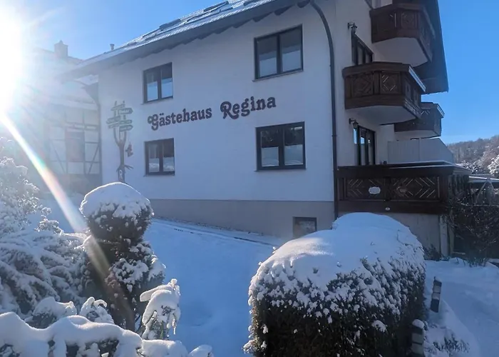 Gaestehaus Regina ルーラ